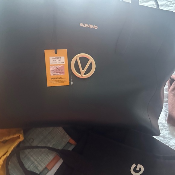 Brand New Valentino (Mario Valentino) Genuine Leather Tote - Picture 2 of 3